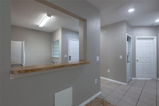 6007 SKYDALE WAY 201, Riverview, FL 33578