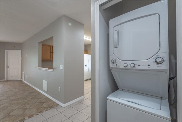 6007 SKYDALE WAY 201, Riverview, FL 33578