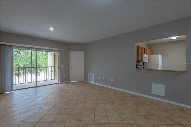 6007 SKYDALE WAY 201, Riverview, FL 33578