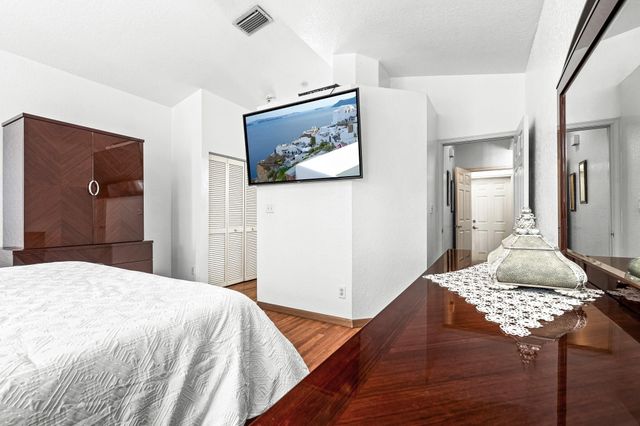 3274 NW 22nd Avenue, Oakland Park, FL 33309