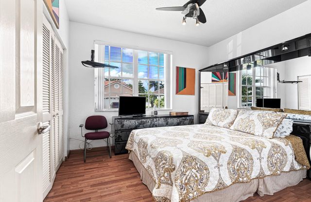 3274 NW 22nd Avenue, Oakland Park, FL 33309