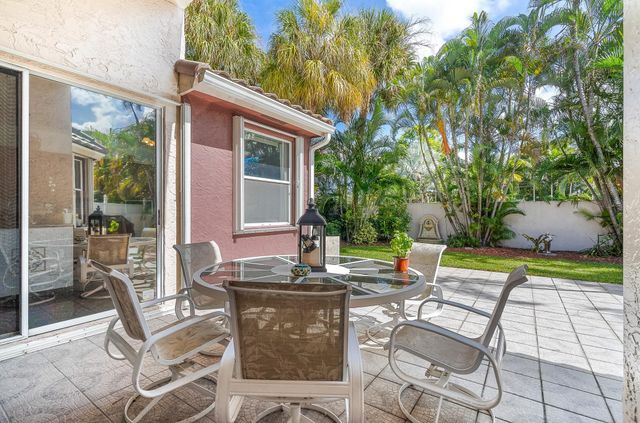 3274 NW 22nd Avenue, Oakland Park, FL 33309