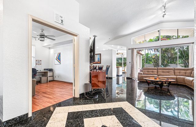 3274 NW 22nd Avenue, Oakland Park, FL 33309