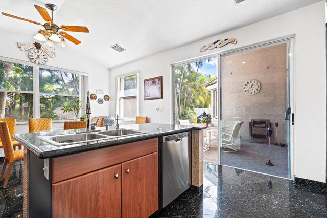 3274 NW 22nd Avenue, Oakland Park, FL 33309