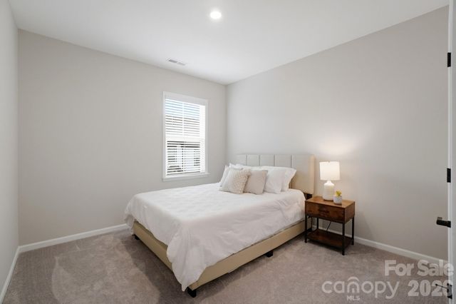 8928 Morning Mist Road, Charlotte, NC 28215