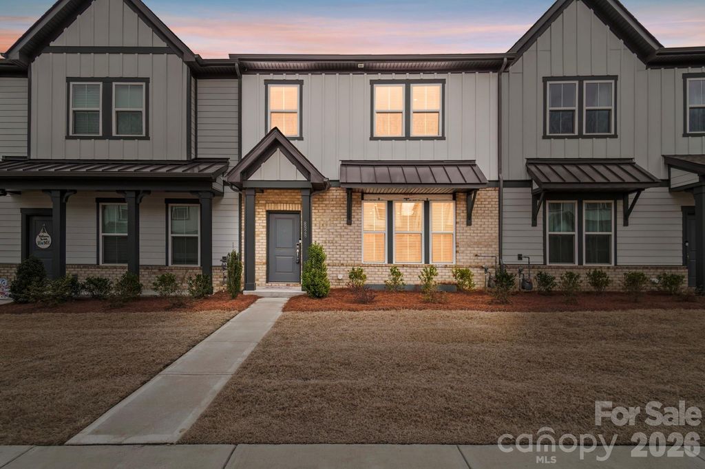 8928 Morning Mist Road, Charlotte, NC 28215