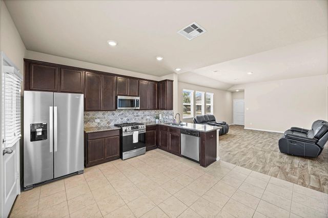2439 Fort Baldy Trail, Humble, TX 77396