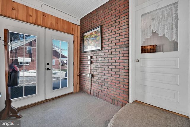 335 MAIN ST, Leesport, PA 19533