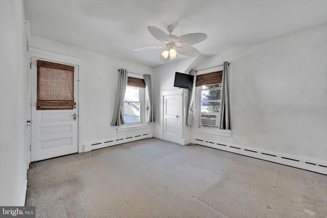 335 MAIN ST, Leesport, PA 19533