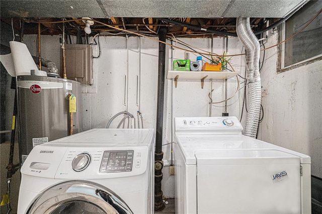 8602 W 84th Terrace, Overland Park, KS 66212