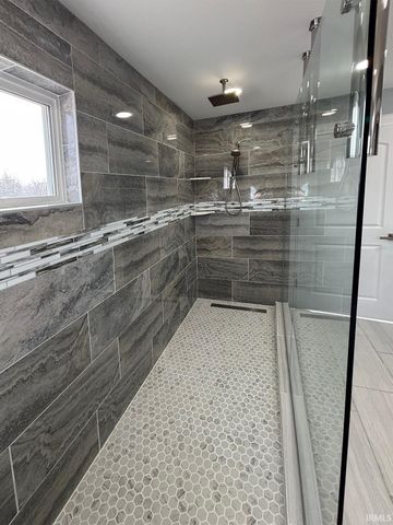 5280 E Johnson Street, Knox, IN 46534