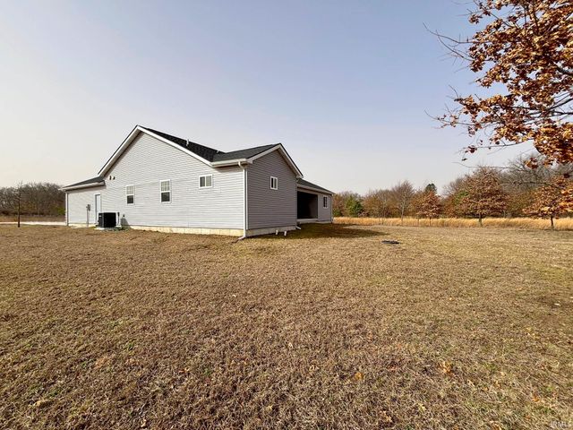 5280 E Johnson Street, Knox, IN 46534