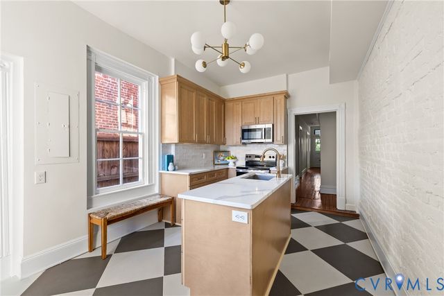 3109 E Broad St, Richmond, VA 23223