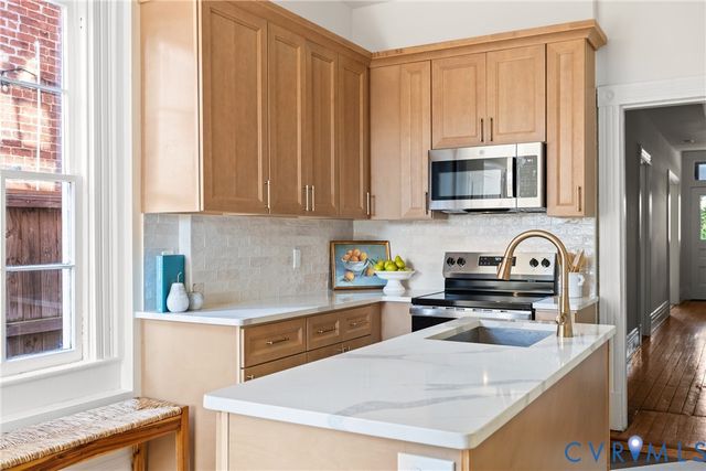 3109 E Broad St, Richmond, VA 23223