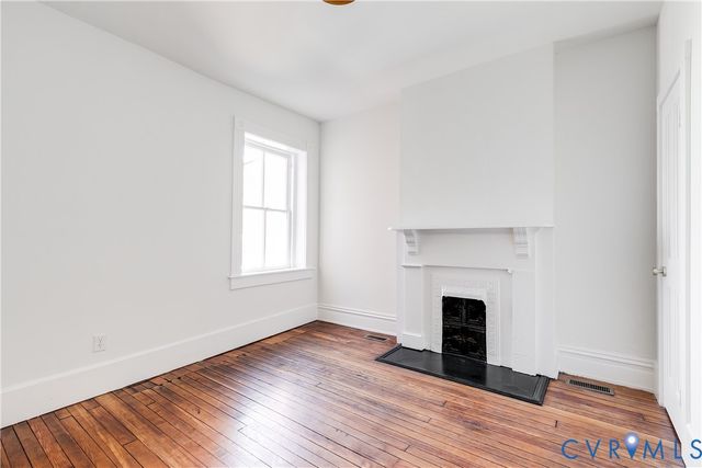 3109 E Broad St, Richmond, VA 23223