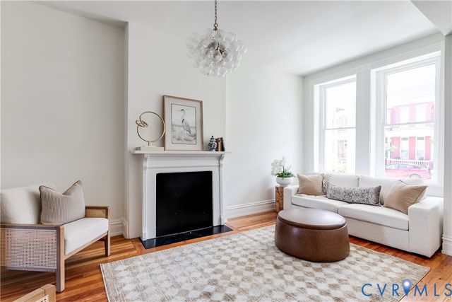 3109 E Broad St, Richmond, VA 23223