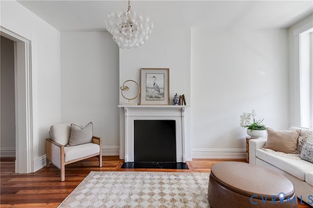 3109 E Broad St, Richmond, VA 23223