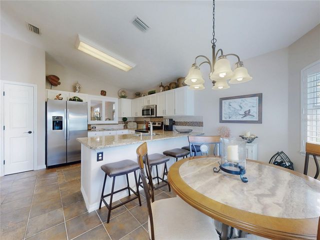 1305 WAYNE AVENUE, New Smyrna Beach, FL 32168