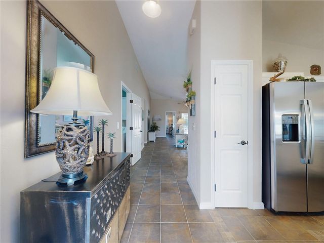 1305 WAYNE AVENUE, New Smyrna Beach, FL 32168