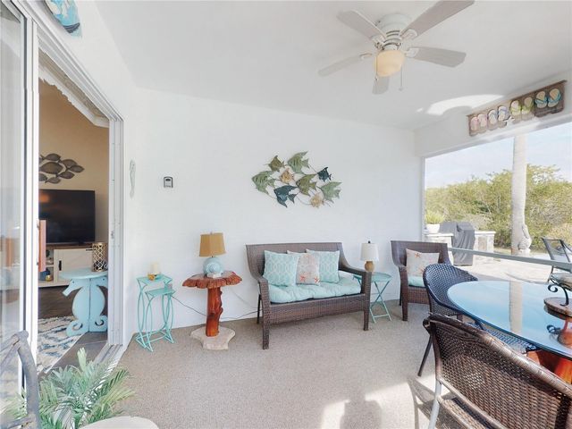 1305 WAYNE AVENUE, New Smyrna Beach, FL 32168