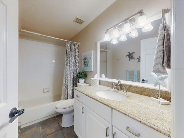 1305 WAYNE AVENUE, New Smyrna Beach, FL 32168