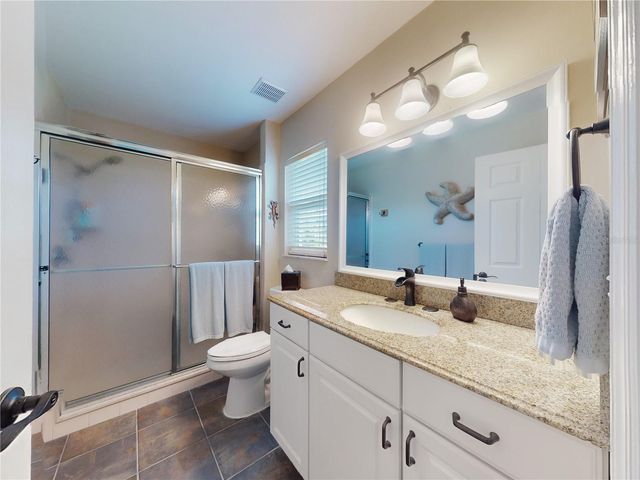 1305 WAYNE AVENUE, New Smyrna Beach, FL 32168