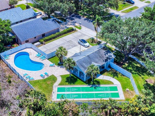 1305 WAYNE AVENUE, New Smyrna Beach, FL 32168