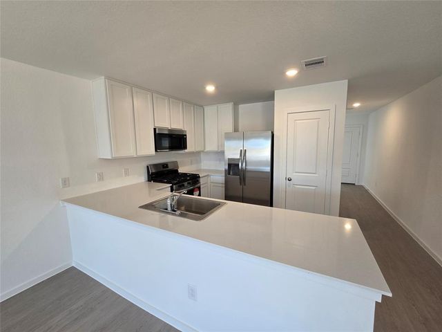 214 Farray Forest Lane, Magnolia, TX 77354