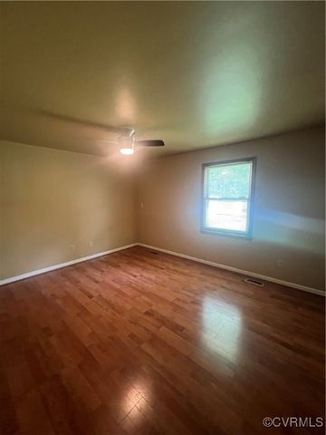 3630 Gilbert St, Hopewell, VA 23860
