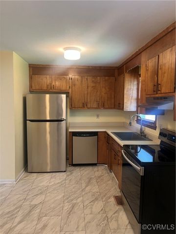 3630 Gilbert St, Hopewell, VA 23860