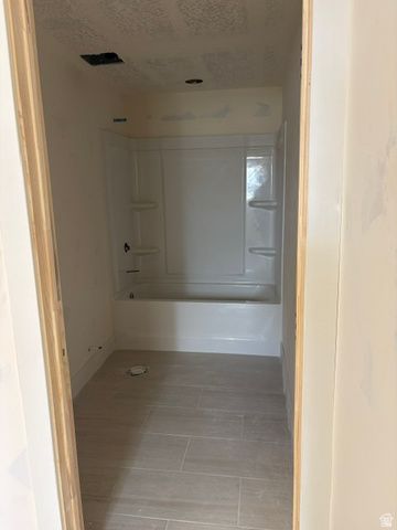 4272 W 4850 S, Roy, UT 84067