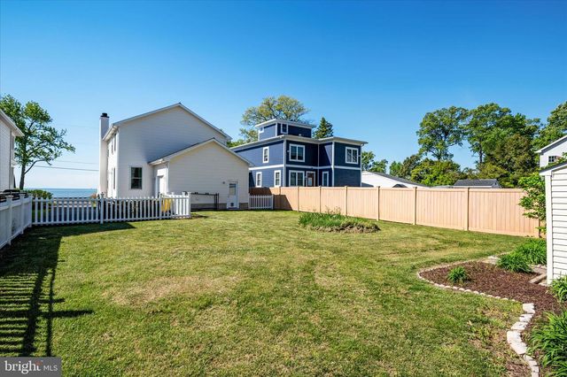 1210 CHESAPEAKE DR, Churchton, MD 20733