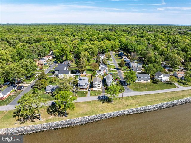 1210 CHESAPEAKE DR, Churchton, MD 20733