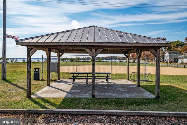 1210 CHESAPEAKE DR, Churchton, MD 20733