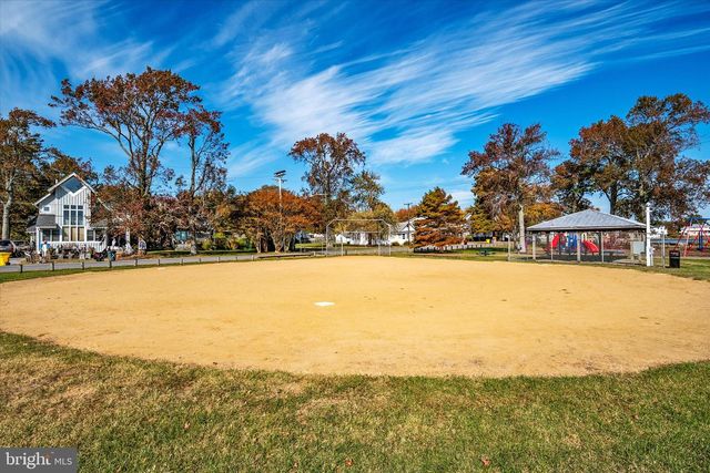 1210 CHESAPEAKE DR, Churchton, MD 20733