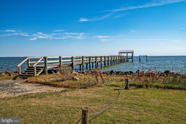 1210 CHESAPEAKE DR, Churchton, MD 20733