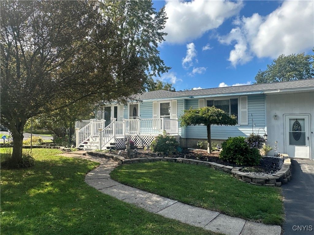 4227 Altair Course, Clay, NY 13090