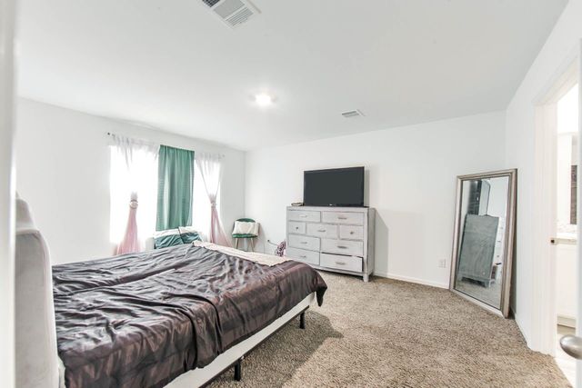 101 Lola Dr, Thibodaux, LA 70301