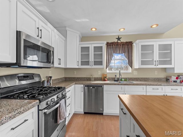 1219 Quail Ridge Court, Belleville, IL 62221