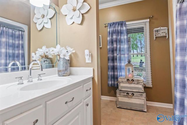 1304 Cardessa Lane, Grant, AL 35747