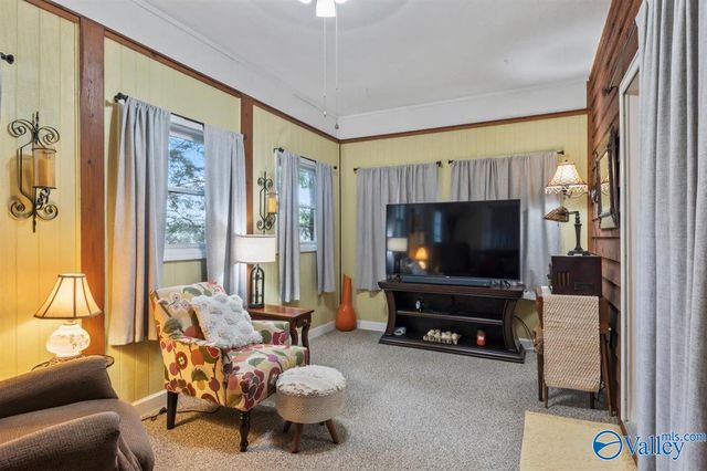 1304 Cardessa Lane, Grant, AL 35747