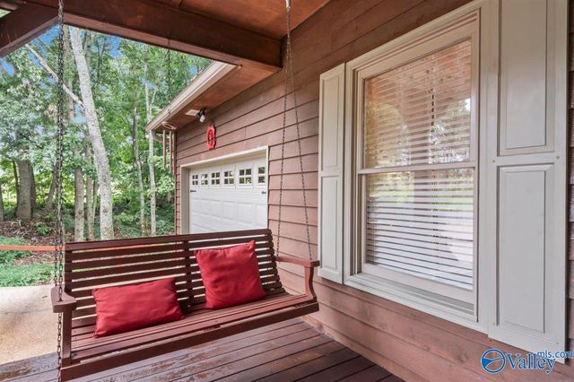 1304 Cardessa Lane, Grant, AL 35747