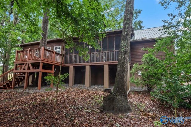 1304 Cardessa Lane, Grant, AL 35747