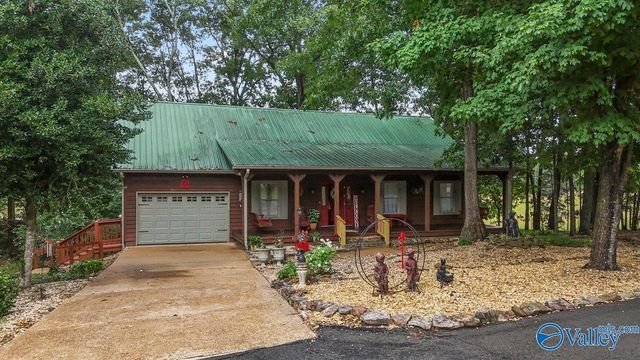 1304 Cardessa Lane, Grant, AL 35747