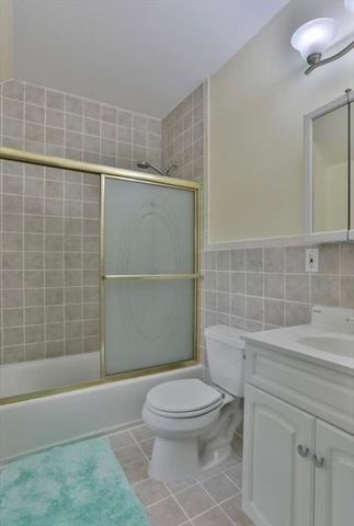 117 Standish Ave 2, Quincy, MA 02170