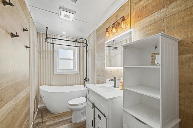 4881 Calvin Drive, Milton, FL 32583