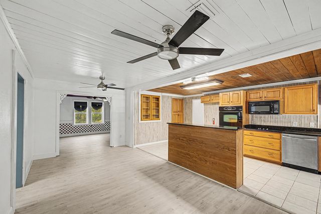 4881 Calvin Drive, Milton, FL 32583