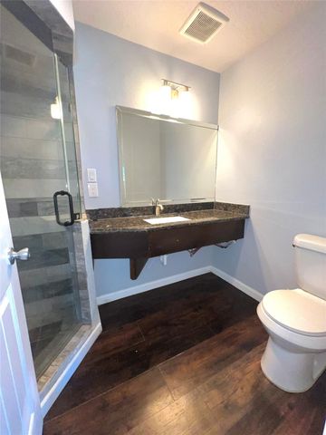 7328 Market Street, Houston, TX 77020