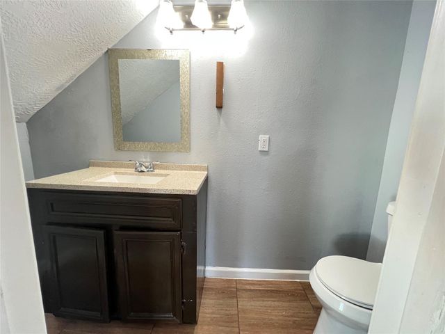 7328 Market Street, Houston, TX 77020