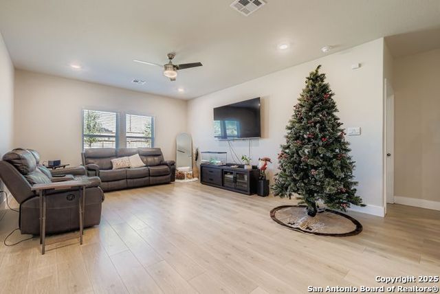 14319 Guadalupe Pass, San Antonio, TX 78253